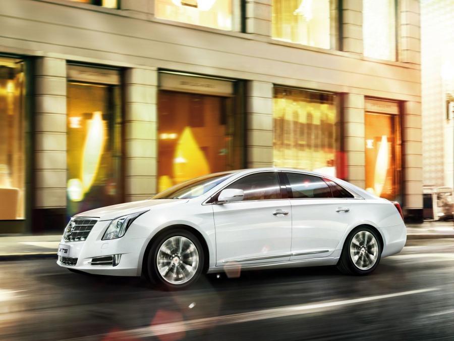  Cadillac XTS 2013 года  (CN) (фото 6 из 8)